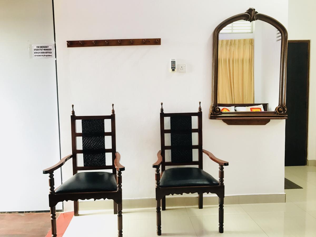 Lake City Resort Anuradhapura Bagian luar foto