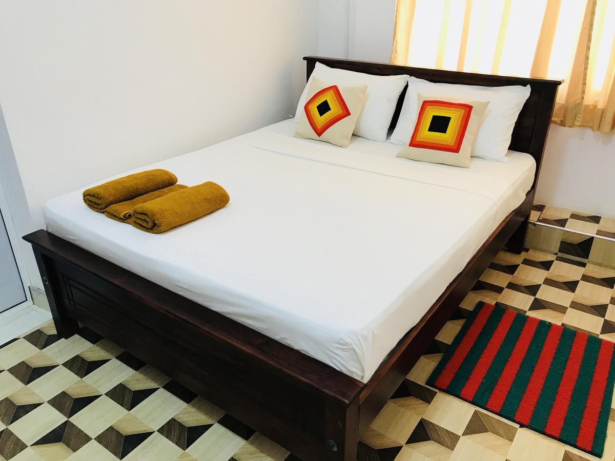 Lake City Resort Anuradhapura Bagian luar foto