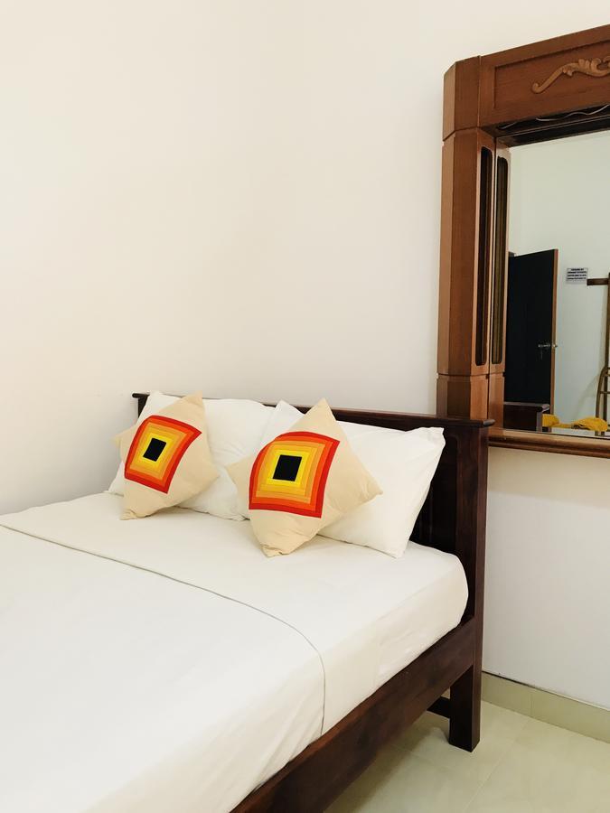 Lake City Resort Anuradhapura Bagian luar foto