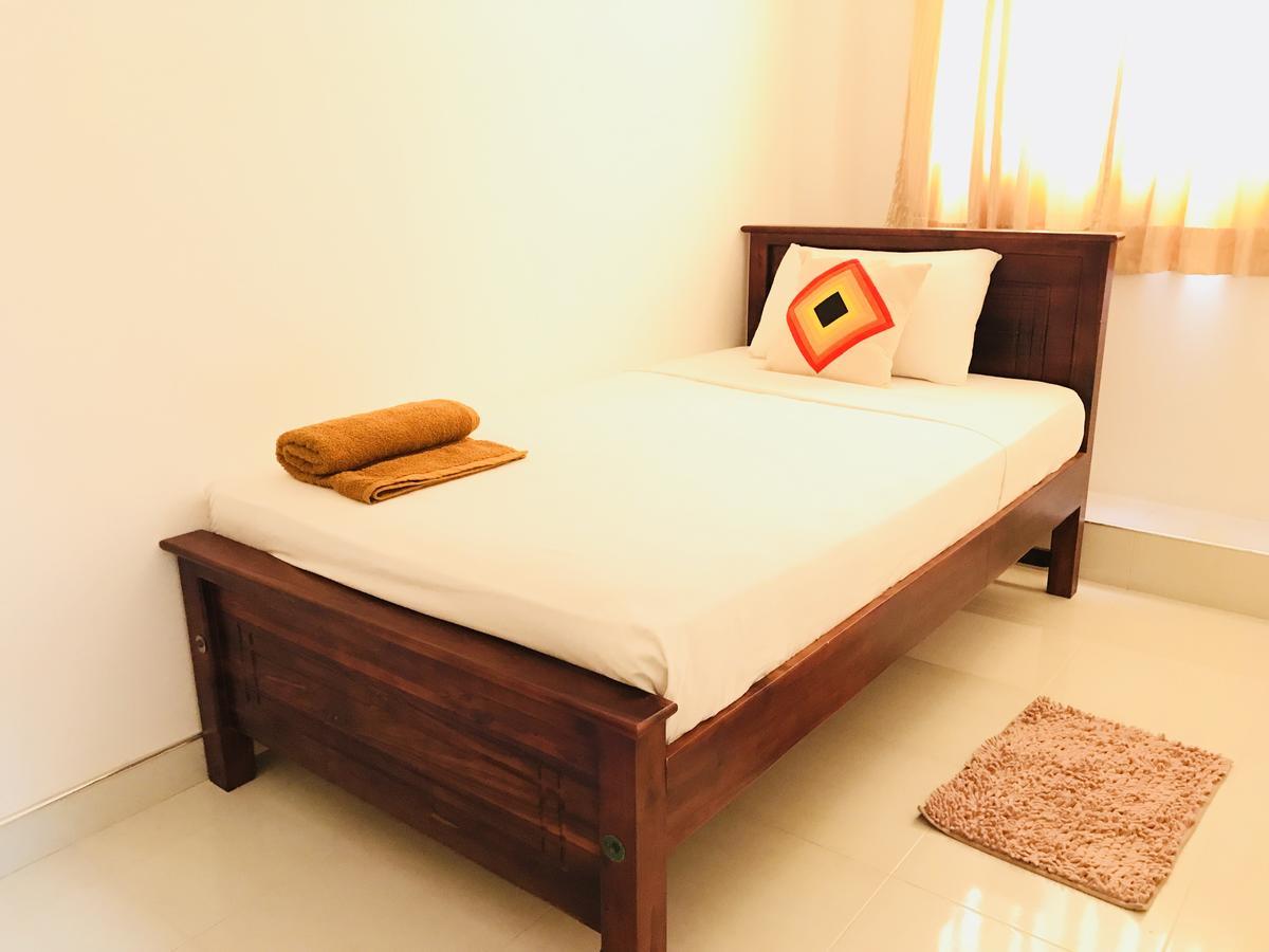 Lake City Resort Anuradhapura Bagian luar foto