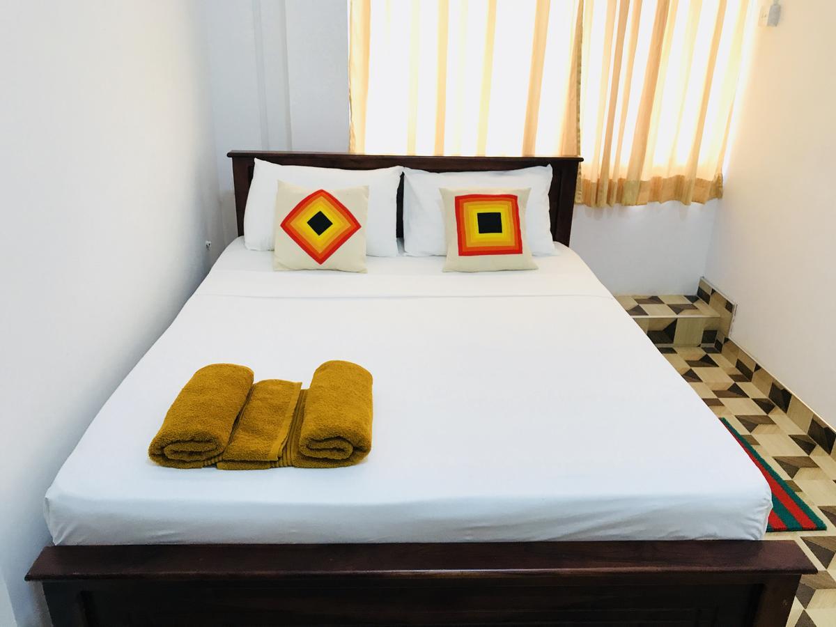 Lake City Resort Anuradhapura Bagian luar foto