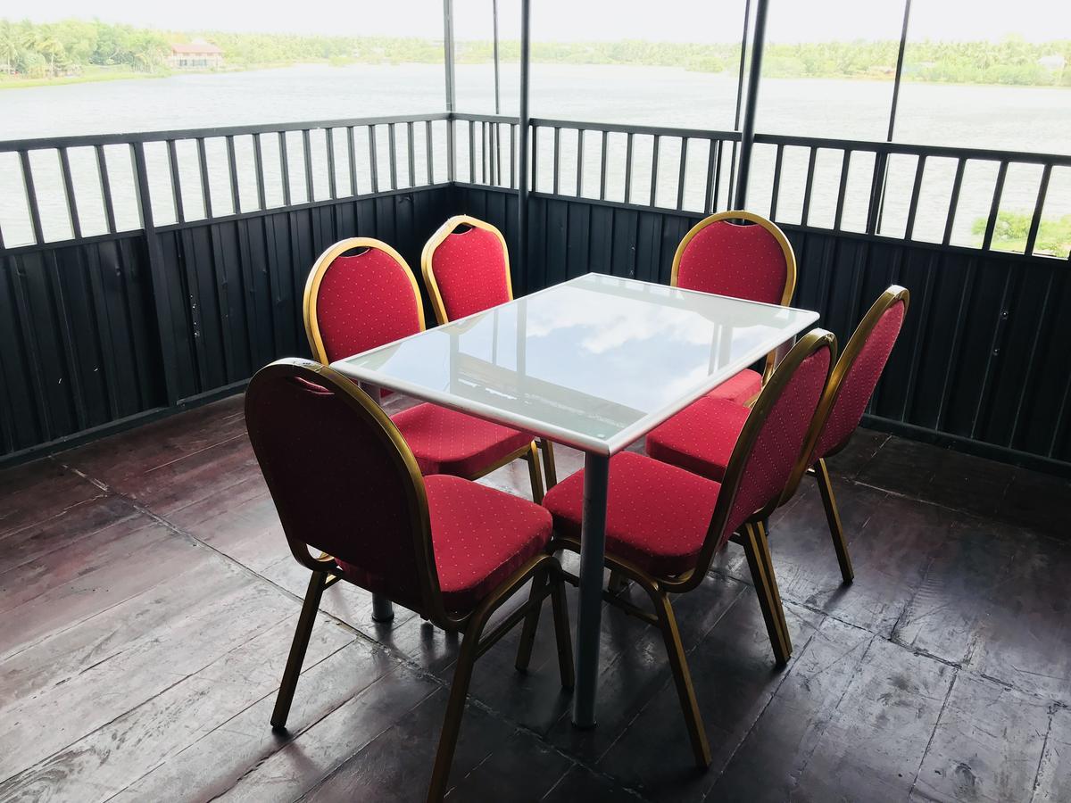 Lake City Resort Anuradhapura Bagian luar foto