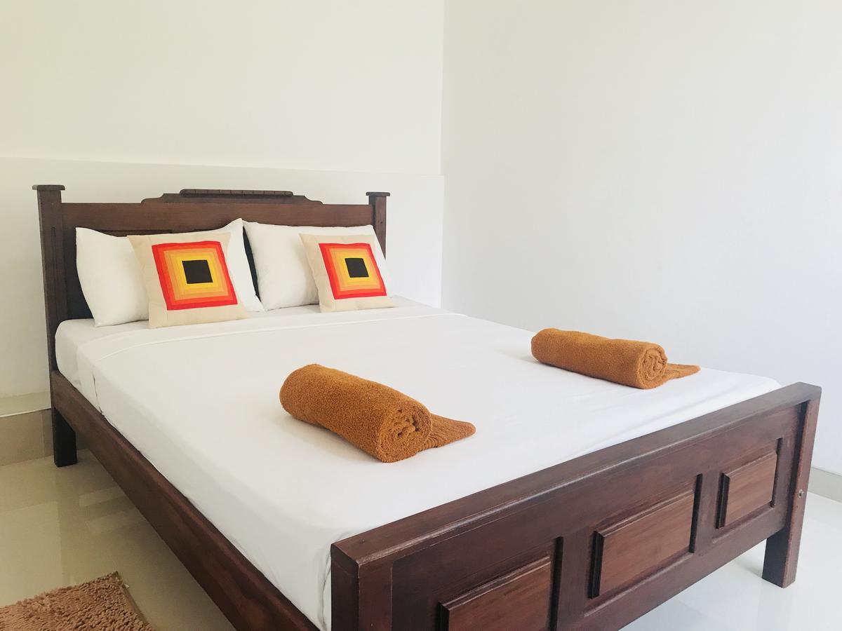 Lake City Resort Anuradhapura Bagian luar foto